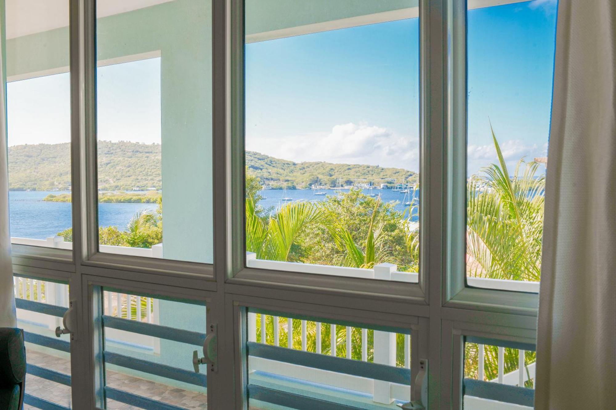 Island Charm Culebra Studios & Suites - Amazing Water Views From All 3 Apartments Located In Culebra Puerto Rico! 쿨레브라 외부 사진