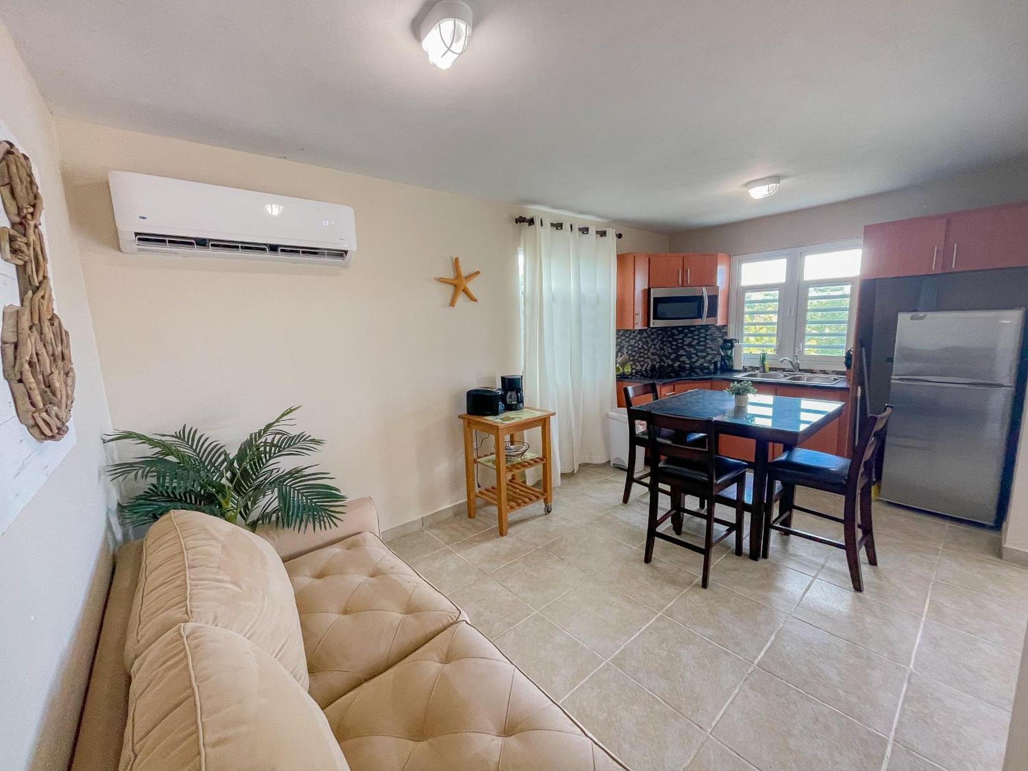 Island Charm Culebra Studios & Suites - Amazing Water Views From All 3 Apartments Located In Culebra Puerto Rico! 쿨레브라 외부 사진