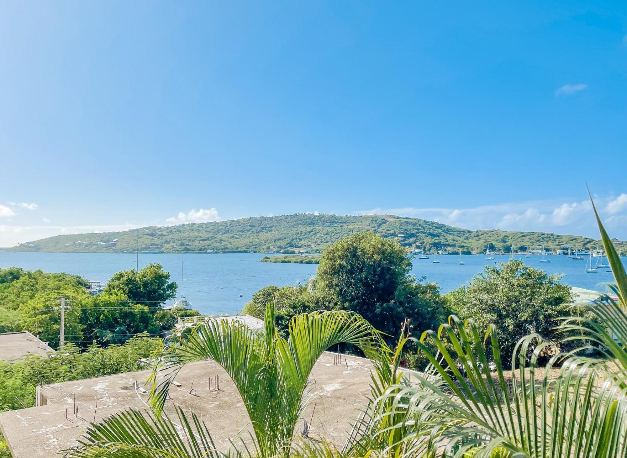 Island Charm Culebra Studios & Suites - Amazing Water Views From All 3 Apartments Located In Culebra Puerto Rico! 쿨레브라 외부 사진