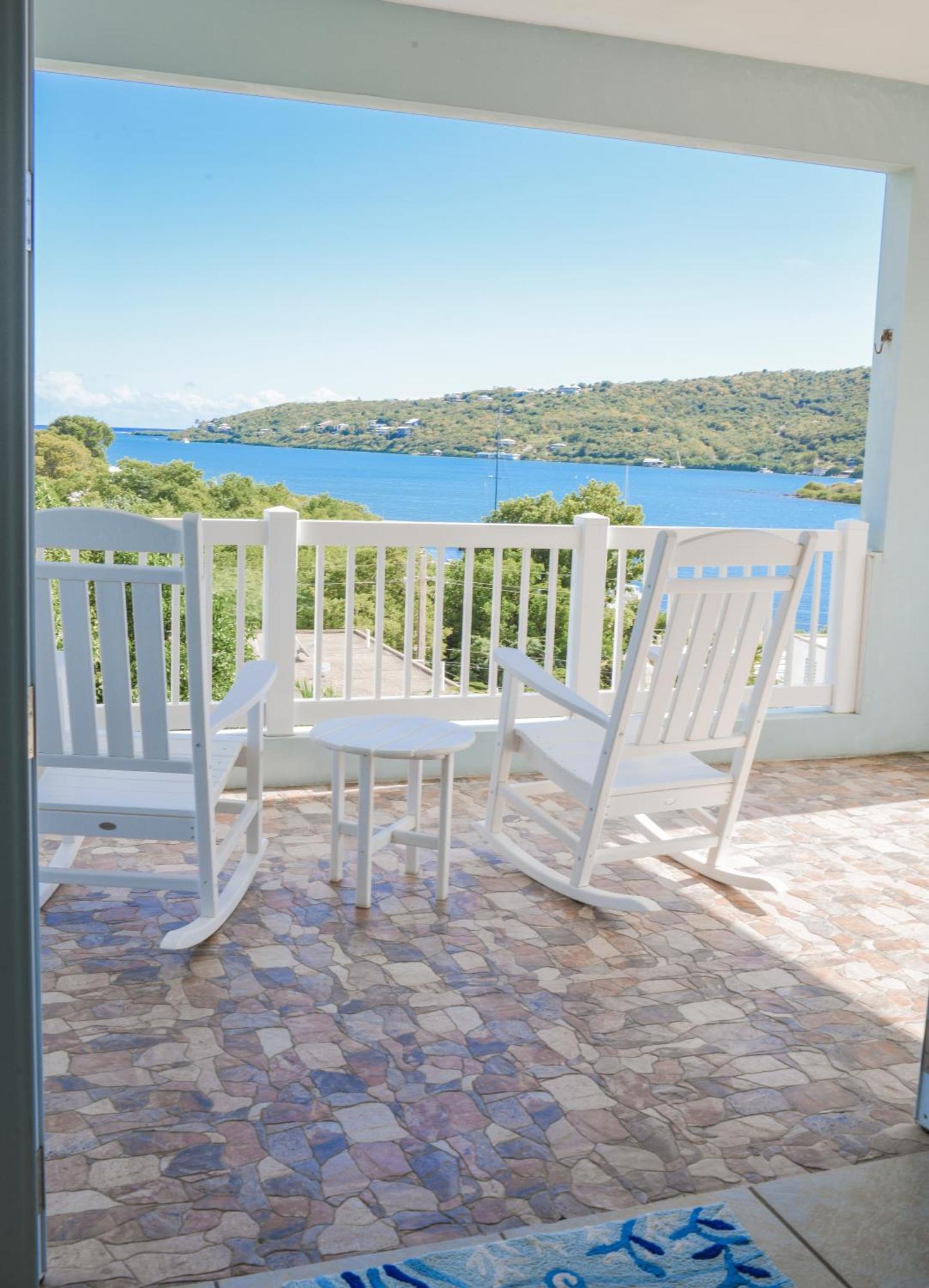 Island Charm Culebra Studios & Suites - Amazing Water Views From All 3 Apartments Located In Culebra Puerto Rico! 쿨레브라 외부 사진